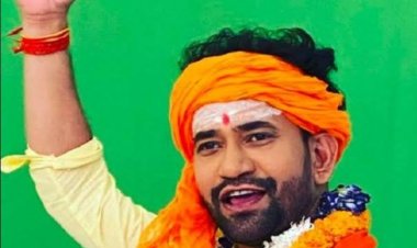 अभिनेता से नेता बने निरहुआ क्या बनेंगे अब सांसद