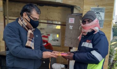 इंडो ग्लोबल सोशल सर्विस सोसाइटी ने बांटे 1800 मास्क