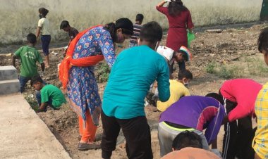 शहदरा गाँव में चला सफ़ाई अभियान