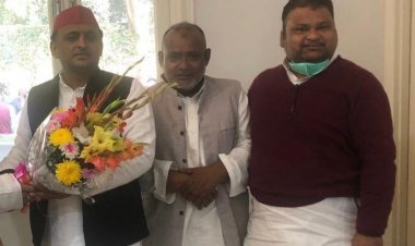 बसपा को बड़ा झटका जावेद आब्दी के नेतृत्व में उस्मान अंसारी ने थामा सपा का हाथ