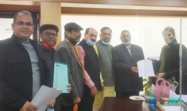 शहर की समस्याओं पर प्राधिकरण सीईओ से  डीडीआरडब्लूए टीम ने की चर्चा