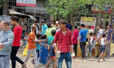 एकादशी पर्व पर बांटा शरबत वितरण