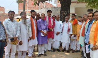 भाजपा सांसद ने गाँव मे किया जन संवाद* 