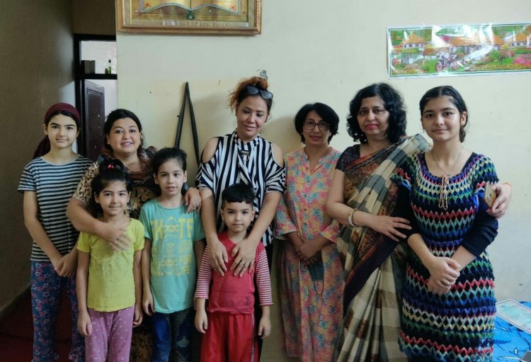 विश्व साक्षरता दिवस पर कला भारती ने थामा अफगानिस्तान के अनाथ बच्चो का हाथ