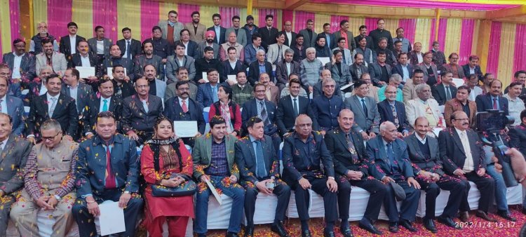 एनईए चुनाव में निर्विरोध चुना गया विपिन मल्हन एवं वी के सेठ पैनल