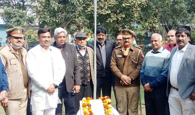 उ.प्र. उद्योग व्यापार मंडल ने मनाया गणतंत्र दिवस