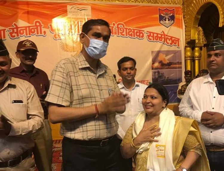 सैनिक, शिक्षक और वीर नारी, स्वतंत्रता सैनानी सम्मान समारोह का हुआ आयोजन