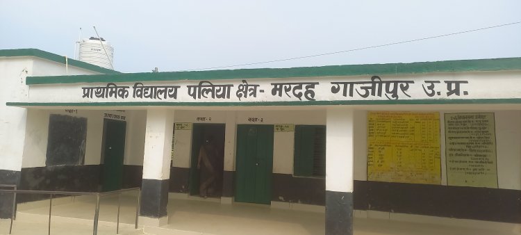 छः अध्यापक, छः बच्चे, बीएसए साहब एक नजर इधर भी