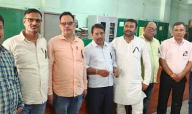 स्थानांतरण मे हुई लापरवाही पर करेंगे धरना-प्रदर्शन- दुर्गेश