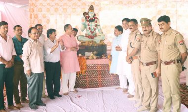 श्री सिद्ध पीठ शनि मन्दिर नौएडा मे कावँड सेवा शिविर का शुभारंभ