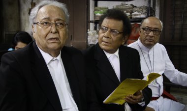 हर किसी के लिए देखने लायक फिल्म है ‘ए होली कॉन्सपिरेसी