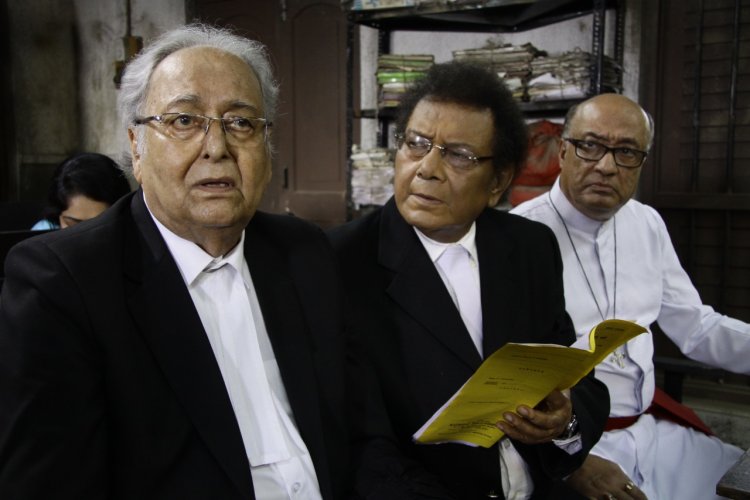 हर किसी के लिए देखने लायक फिल्म है ‘ए होली कॉन्सपिरेसी