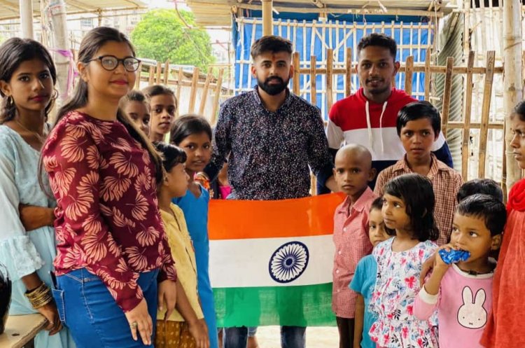 जरूरतमंद बच्चों के बीच में आया जन्मदिन