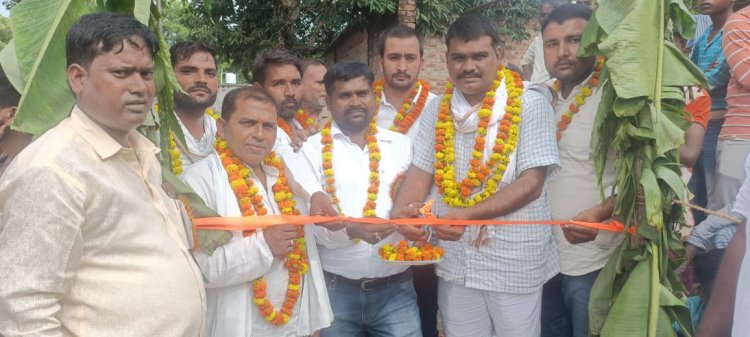 कबड्डी प्रतियोगिता मे गजपतपुर ने रायपुर को हराया