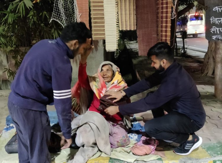 सामाजिक संस्था ने पुनः चलाई एक कपड़ा मुहिम