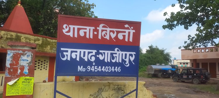 अज्ञात कारणो से फंदे पर लटका अधेङ युवक,