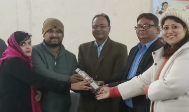 सास-बेटा-बहू सम्मेलन : एक मंच पर हुई परिवार नियोजन की बात