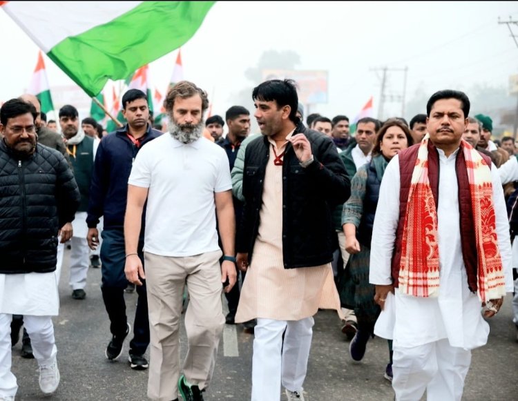 भारत जोड़ो यात्रा में राहुल गांधी से मिलने पहुंचे नोएडा से ललित अवाना