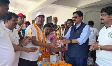 रक्तवीर विजय विक्रम छोटू बने मैन आफ द सिरीज व मैन ऑफ द मैच