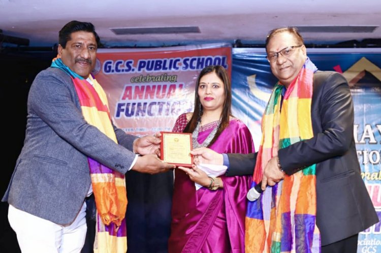 उद्यम फाउंडेशन ने मनाया वार्षिकोत्सव, समाजसेवियों को किया सम्मानित