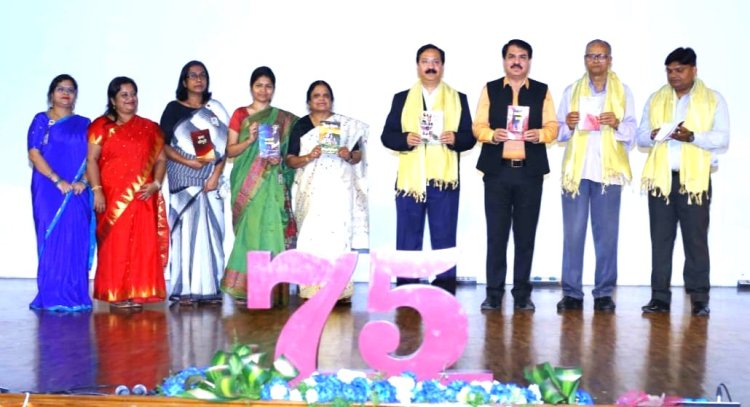 भारतीय भाषाओं पर आधारित होगा जीवन और चिंतन, तभी आएगा स्वराज : प्रो. द्विवेदी