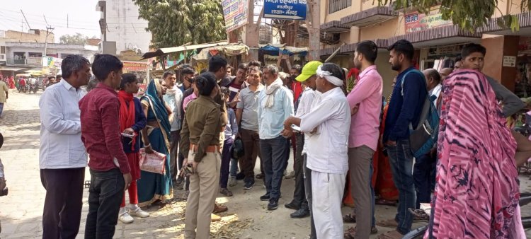 पुलिस ने साइबर अपराधों के प्रति जनता को जागरूक किया ,पुलिस के सहायता नम्बरो की जानकारी दी