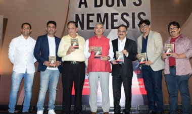 पुलिस आयुक्त विवेक फनसलकर ने डॉ. अमर कुमार पांडे की पुस्तक ए डॉन्स नेमेसिस लॉन्च की