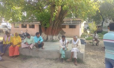 तेज रफ्तार ट्रैक्टर ट्रॉली के चपेट में आने से बाइक सवार की दर्दनाक मौत एक घायल 