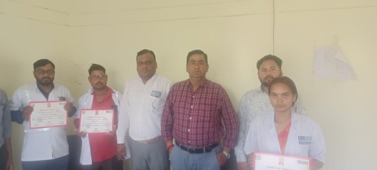 एंबुलेंस कर्मियों का हुआ सम्मान