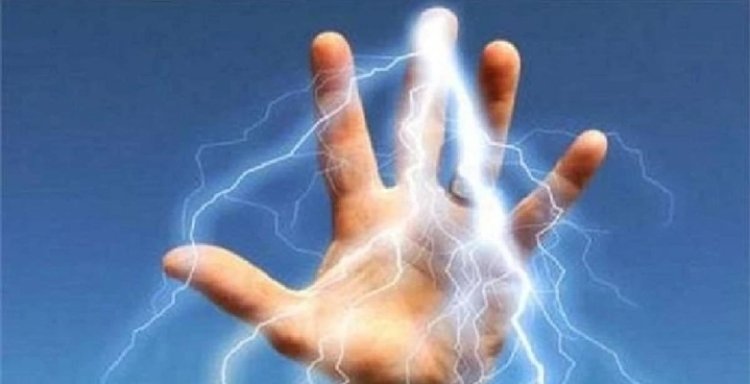 स्टार्टर दबाने गई वृद्ध महिला की करेंट से मौत