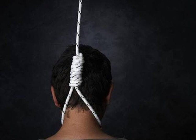 प्रेम विवाह के बाद भी घर में थी कलह, झूल गया फंदे पर 