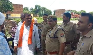 प्रार्थना सभा की आड़ में चल रहा धर्म परिवर्तन का कार्यक्रम, धमकी पुलिस 