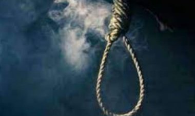 पति दुबई,पत्नि झूल गई फंदे पर