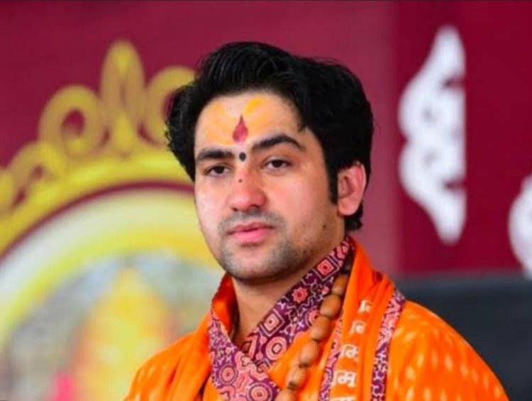 दिव्य दरवार में सनातनियों का महाकुंभ, राजधानी दिल्ली हुई जाम