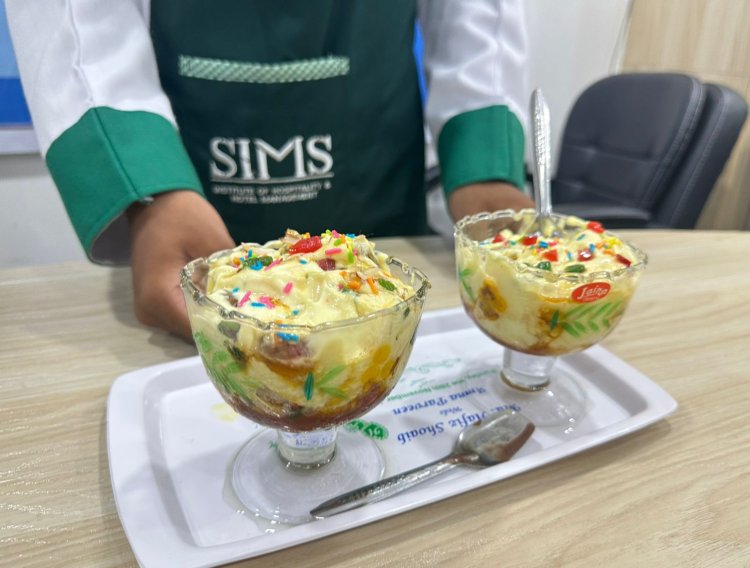 वर्ल्ड आइस क्रीम डे के अवसर पर सिम्स होटल मैनेजमेंट इंस्टिट्यूट दिल्ली के प्रशिक्षार्थियों द्वारा आइस क्रीम प्रतियोगिता 