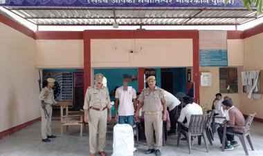 212 पाउंच देसी ट्रेटा पैक शराब के साथ एक तस्कर गिरफ्तार