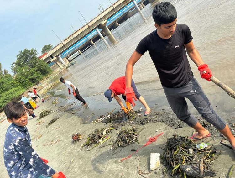 यमुना नदी की सफाई के माध्यम से दिया - जल एवं पर्यावरण संरक्षण संदेश