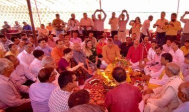 नोएडा स्टेडियम में रामलीला मंचन के लिए हुआ भूमि पूजन