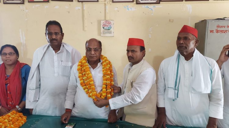 भाजपा पिछड़े समाज की 27 फीसदी आरक्षण को समाप्त करना चाहती है - रामआसरे विश्वकर्मा