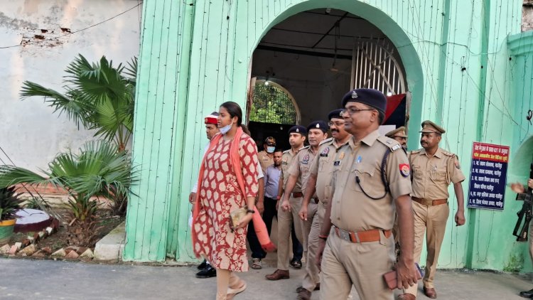 डीएम एसपी ने संयुक्त रूप से किया जिला जेल का निरीक्षण