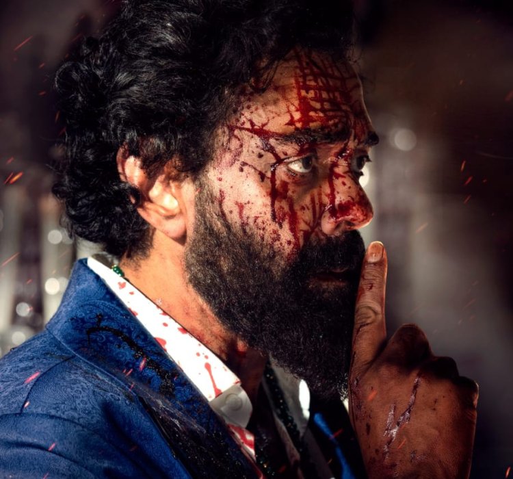 एनिमल के नए पोस्टर में बॉबी देओल क्रूर प्रतिपक्षी के रूप में मचा रहे हैं धमाल