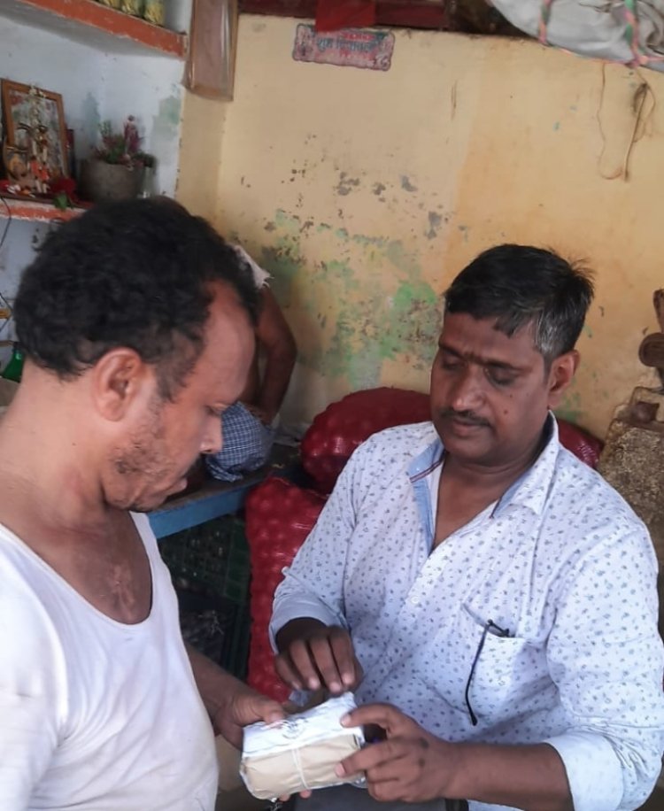 मिलावट खोरों पर आई आफत छापेमारी से मचा हड़कंप