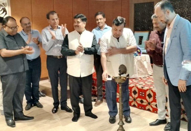 आईआईए ने भविष्य निधि विभाग के साथ की पीएफ पर गोष्ठी 