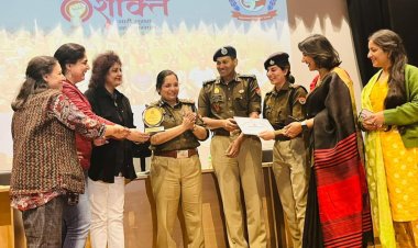 नारी प्रगति सोशल फाउंडेशन को पुलिस कमिश्नर लक्ष्मी सिंह ने किया सम्मानित