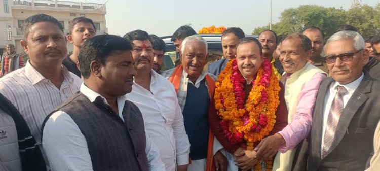 सहकारिता मंत्री जेपीएस राठौर का गाजे बाजे के साथ हुआ स्वागत 