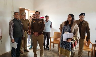 पुलिस भर्ती परीक्षा केंद्रों पर धमकी डीएम और एसपी ने किया निरीक्षण