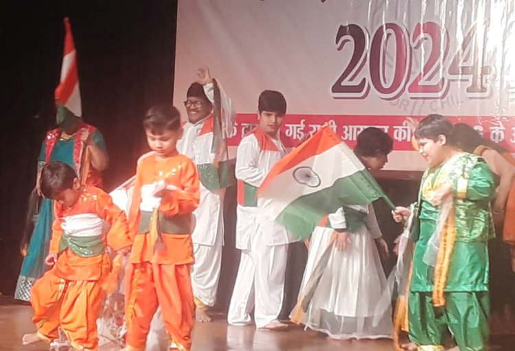 दिव्यांग बच्चों द्वारा प्रस्तुत सांस्कृतिक कार्यक्रम ने लोगों का मनमोहा