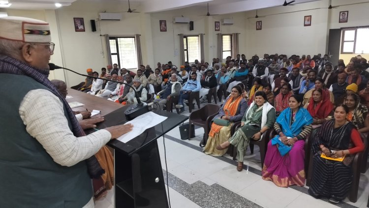 महिलाओं के उन्नति और प्रगति के लिए प्रयासरत है प्रधानंमत्री मोदी और सीएम योगी - राकेश त्रिवेदी