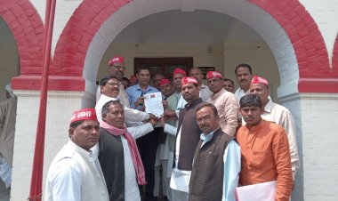 समाजवादी शिक्षक सभा ने शिक्षक की हत्या पर सौंपा पत्रक