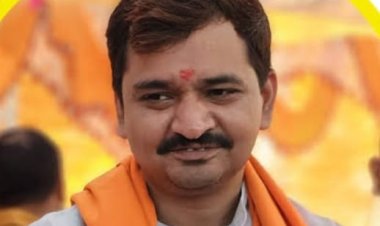 अपने जन्मदिन पर 25 परिवारों को एमएलसी ने दिया तोहफा 